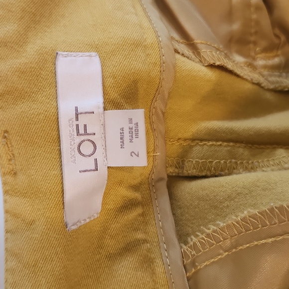 Capris - Picture 3 of 3